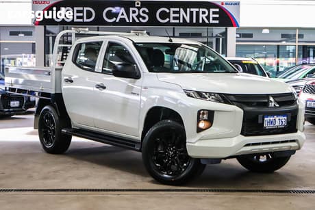 White 2023 Mitsubishi Triton Double Cab Chassis Glx (4X4)