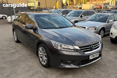 Grey 2015 Honda Accord Sedan Vti