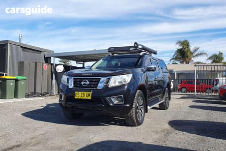 Black 2018 Nissan Navara Dual Cab Pick-up St-X (4X2)