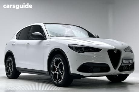 White 2023 Alfa Romeo Stelvio Wagon Veloce