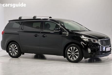 Black 2016 Kia Carnival Wagon S