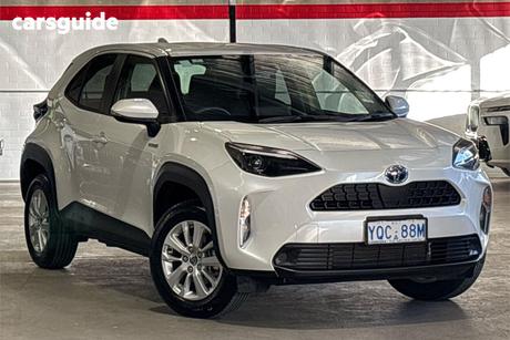 White 2023 Toyota Yaris Cross Wagon Gx Hybrid