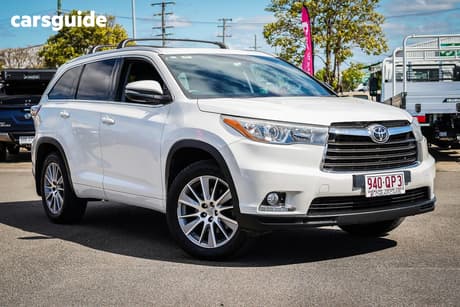 White 2014 Toyota Kluger Wagon Grande (4X4)