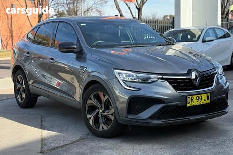 Grey 2022 Renault Arkana Coupe R.S. Line
