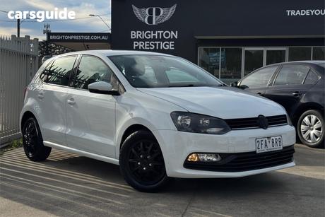 White 2015 Volkswagen Polo Hatchback 66 Tsi Trendline