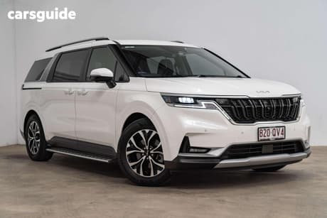 White 2022 Kia Carnival Wagon Sli