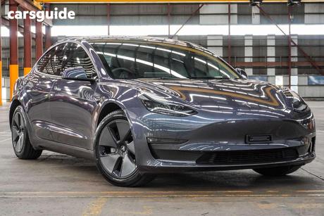 Silver 2023 Tesla Model 3 Sedan Long Range