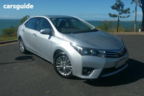 Silver 2014 Toyota Corolla Sedan Sx