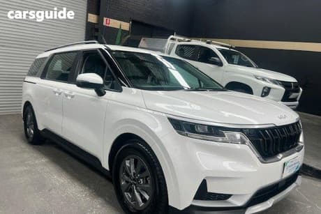 White 2022 Kia Carnival Wagon S