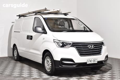 White 2019 Hyundai Iload Van 3S Liftback