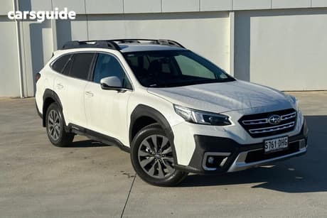White 2024 Subaru Outback Wagon Awd