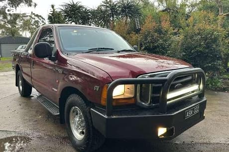 Red 2003 Ford F250 Super Cab Pickup Xlt