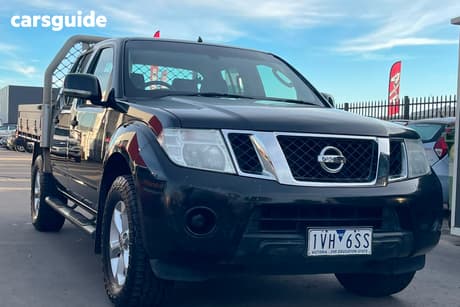 Black 2013 Nissan Navara Dual Cab Pick-up St (4X4)