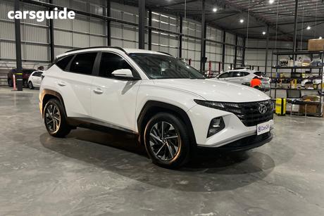 White 2022 Hyundai Tucson Wagon Elite (Awd)