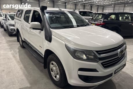 White 2017 Holden Colorado Crew Cab Pickup Ls (4X4)