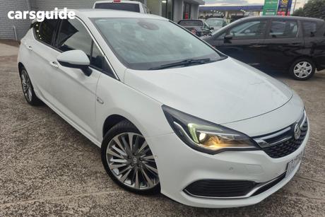 White 2017 Holden Astra Hatchback Rs-V