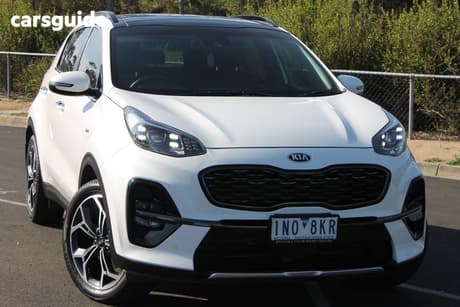 White 2018 Kia Sportage Wagon Gt-Line (Awd)