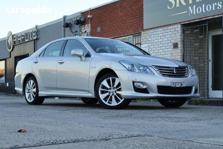 Silver 2009 Toyota Crown Sedan BASE GRADE HYBRID