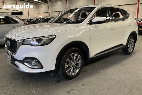 White 2022 MG HS Wagon Vibe