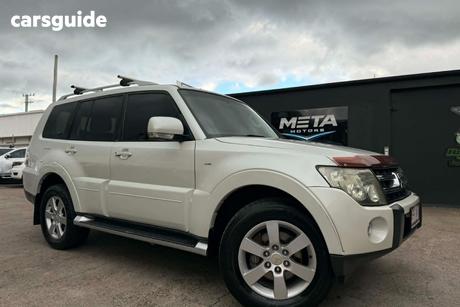 White 2007 Mitsubishi Pajero Wagon Vr-X Lwb (4X4)