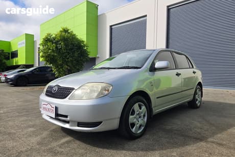 Silver 2003 Toyota Corolla Hatchback Ascent Seca