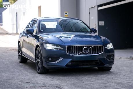 Blue 2021 Volvo S60 Sedan B5 Inscription Mhev
