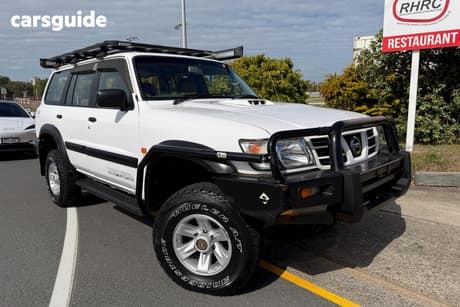 White 2003 Nissan Patrol Wagon St (4X4)
