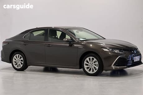 Bronze 2024 Toyota Camry Sedan Ascent