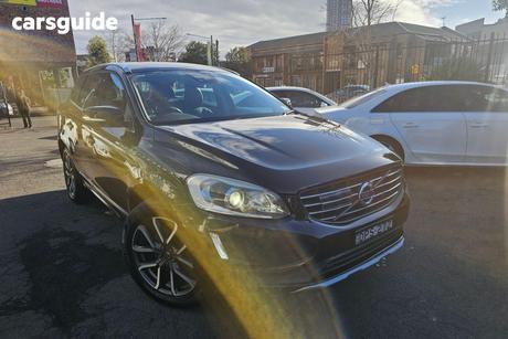 Black 2017 Volvo XC60 Wagon T5 Luxury
