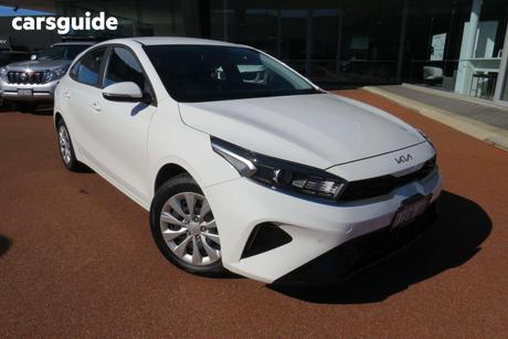 White 2024 Kia Cerato Hatchback S