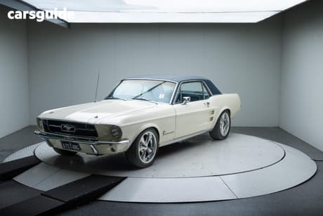 White 1967 Ford Mustang Hardtop