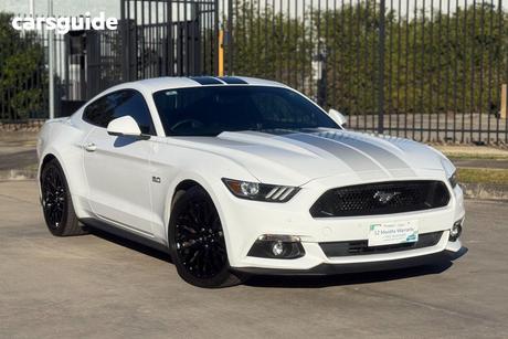 White 2017 Ford Mustang Coupe GT 5.0 V8 FM MY17