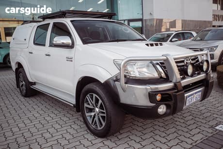 White 2014 Toyota Hilux Dual Cab Pick-up Sr5 (4X4)
