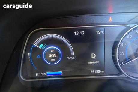 White 2019 Nissan Leaf Hatch