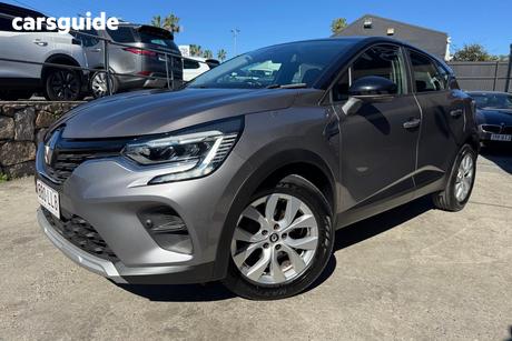 Grey 2022 Renault Captur Wagon Zen