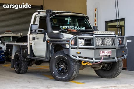 White 2009 Toyota Landcruiser Cab Chassis Workmate (4X4)