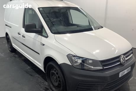 White 2019 Volkswagen Caddy Van Maxi Tsi220