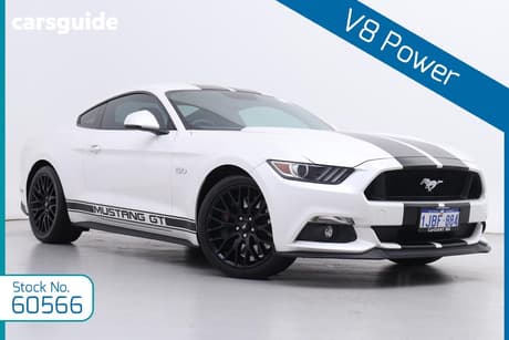 White 2017 Ford Mustang Coupe Fastback Gt 5.0 V8