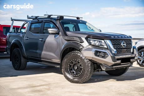 Grey 2022 Nissan Navara Dual Cab Pick-up St-X (4X4) Leather/No Sunroof