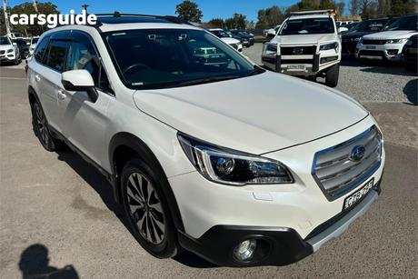 White 2015 Subaru Outback Wagon 2.5I Premium