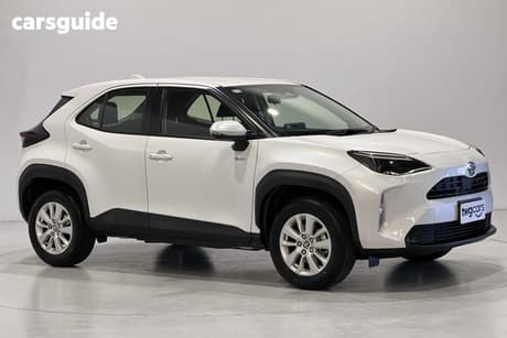 White 2024 Toyota Yaris Cross Wagon Gx Hybrid