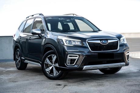 Grey 2018 Subaru Forester Wagon 2.5I-S (Awd)