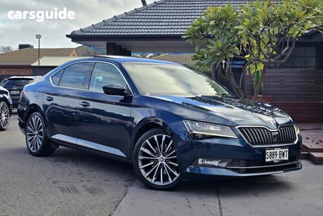 Blue 2018 Skoda Superb Sedan 162 Tsi