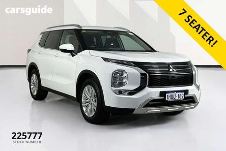 White 2023 Mitsubishi Outlander Wagon Ls 7 Seat (2Wd)