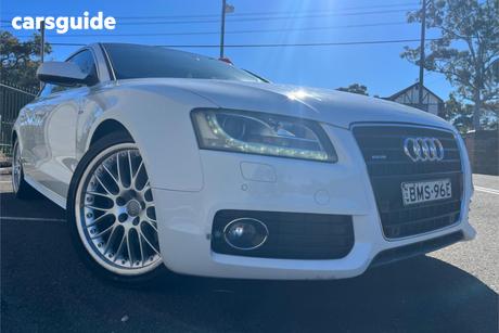 White 2010 Audi A5 Hatchback Sportback 3.0 Tdi Quattro