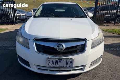 White 2010 Holden Cruze Sedan Cd