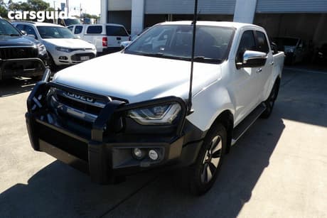White 2022 Isuzu D-MAX Crew Cab Utility Ls-U (4X4)
