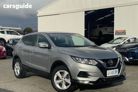 Silver 2021 Nissan Qashqai Wagon St