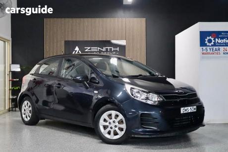 Grey 2016 Kia RIO Hatchback S