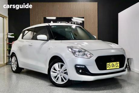 White 2018 Suzuki Swift Hatchback Gl Navigator
